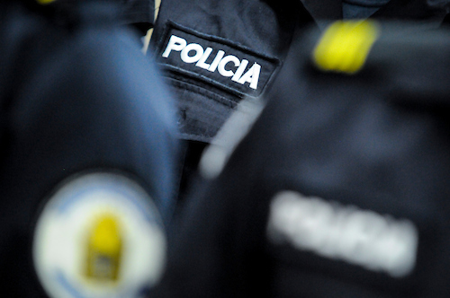 POLICIA